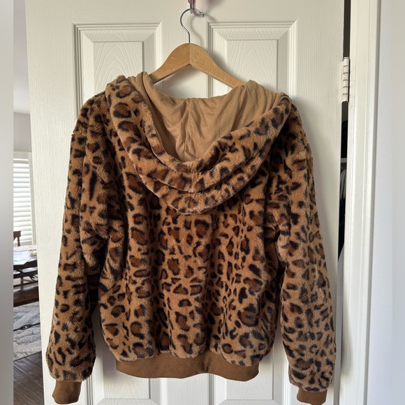 Women’s Leopard hoodie cardigan winter coat size S/M - Picture 2 of 12